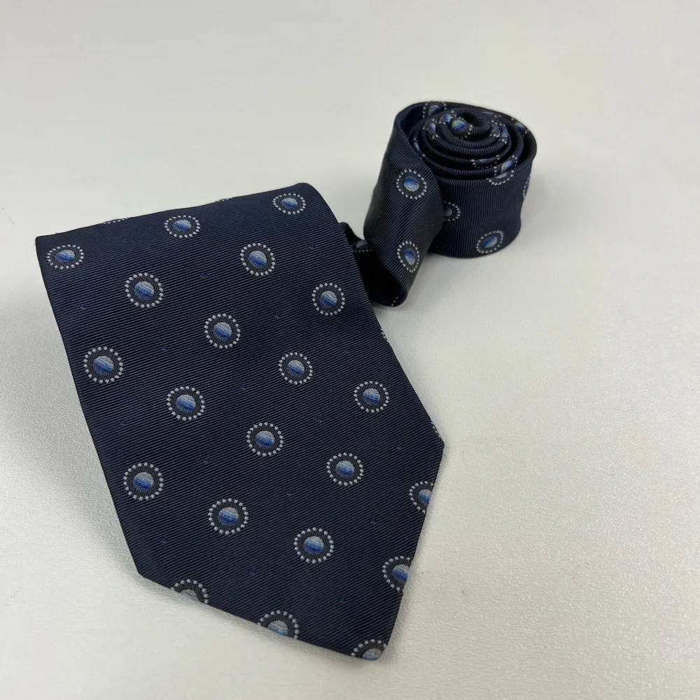 Ermenegildo Zegna Blue w/ Lt Blue & White Circle Silk Neck Tie 3.75